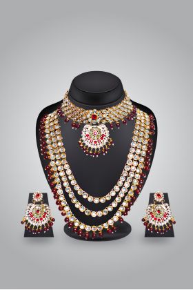 Fabulous Red Kundan And Beads Studded Bridal Jewellery Set