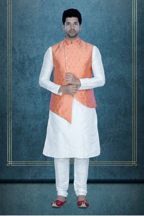 White Kurta Pyjama in Blended Fabric